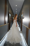 Strapless Glitter Wedding Dress A-line Sequined Shinny Bride Dresses Robe De Mariee Sleeveless Pleated Wedding Gown