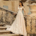 Modern Charming Scoop Neck A-Line Tulle Wedding Dresses Vintage Lace Up Appliques Bride Gowns Elegant Long Sleeve Robe De Mariee