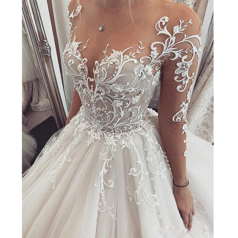 LoveDress Charming Lace Wedding Dress V-Neck Long Sleeves Princess Wedding Gown Illusion Bride Gowns Buttons robe de mariee Picture Color