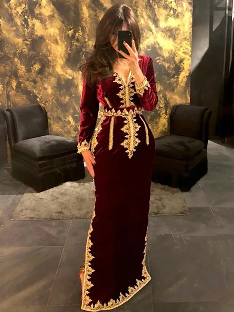 Morocco Caftan Evening Dresses V Neck Mermaid Prom Dress Velvet Long Sleeve Formal Evening Party Dress Burgundy