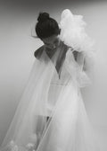 Short Wedding Dress with Thin Straps and a Tulle Cape Princess Court Train White Sleeves Bridal Gowns Satin Modern Vestido De Novia Mermaid