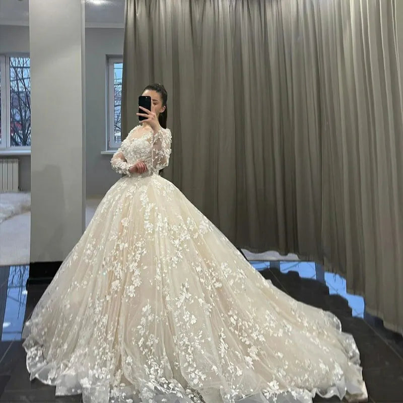 3D Lace Wedding Dresses 3D Lace Long Sleeve Appliques Bride Dress Vintage Appliques Wedding Gowns White