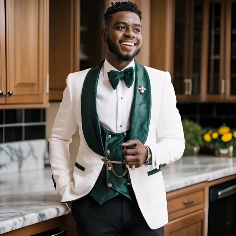 3 Pieces Groom Tuxedo for Wedding African Slim Fit Men Suits White Floral Pattern Jacket Green Velvet Vest with Black Pants 2024