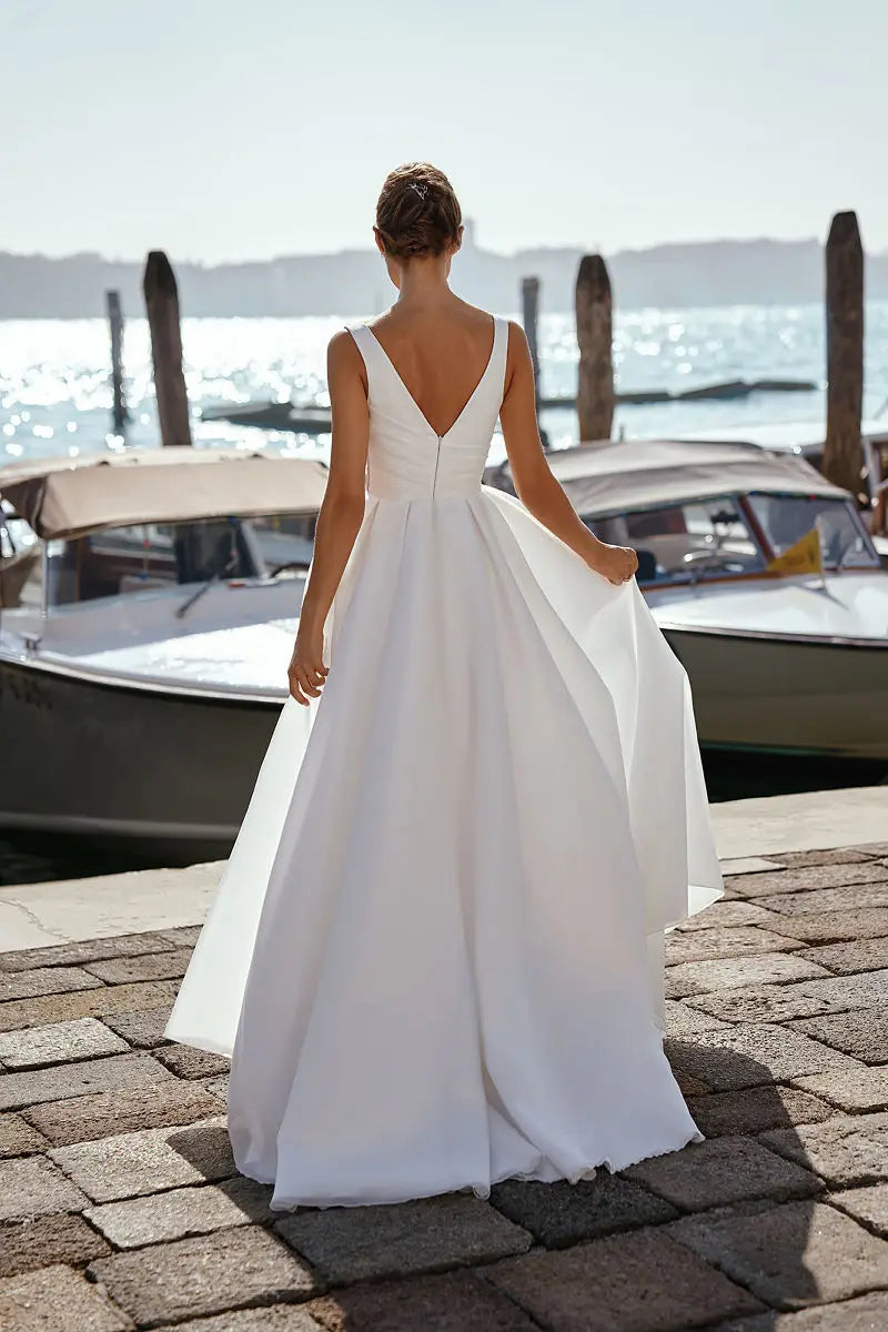 Beach A-Line Wedding Dress Backless Side Slit Floor Length Sleeveless Side Slit For Women Customize To Measures Robe De Mariee Ivory 4