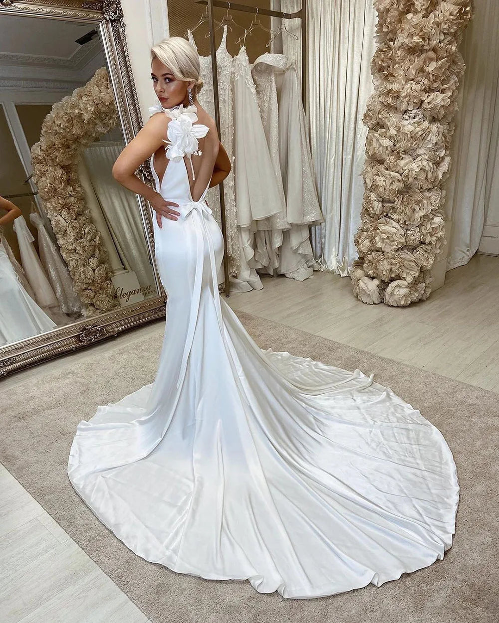 SoDigne Elegant Mermaid Wedding Dresses For Brides Deep V Neck Bride Dress Train 3D Flower Backless Bridal Wedding Gown