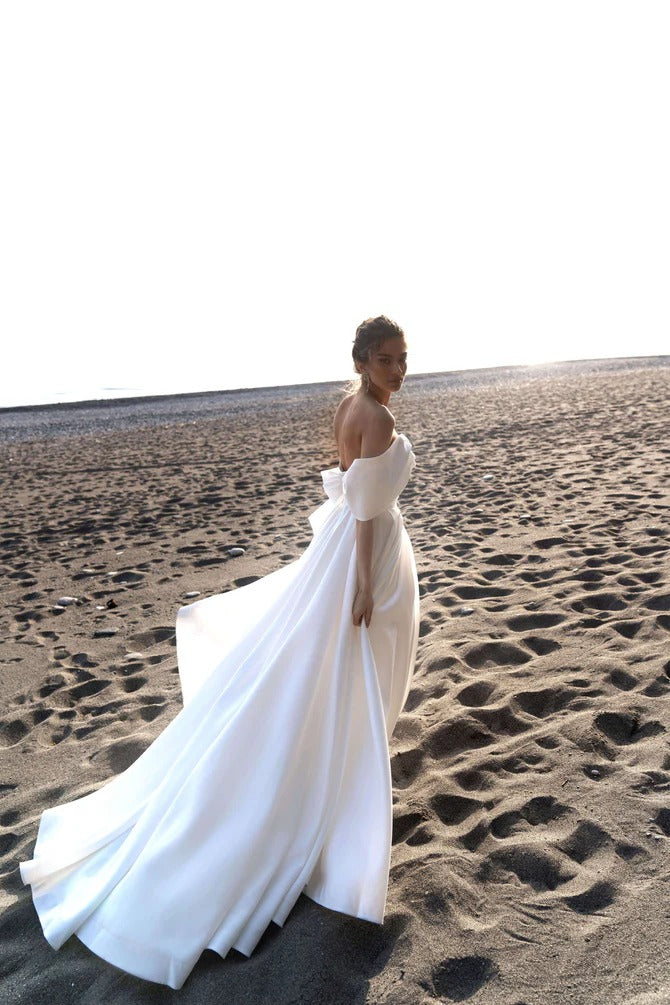 Sexy Beach Wedding Dresses Women Split Side One Shoulder Bride Dress Satin Wedding Gowns Summer Pleated Robe de Mariage