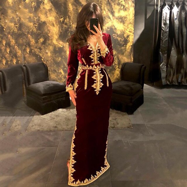 Morocco Caftan Evening Dresses V Neck Mermaid Prom Dress Velvet Long Sleeve Formal Evening Party Dress Burgundy