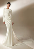 Elegant Long Sleeve Mermaid Wedding Dress with Pleat Floor Length Bridal Sexy Open Back Applique Delicate Custom Bride Gowns