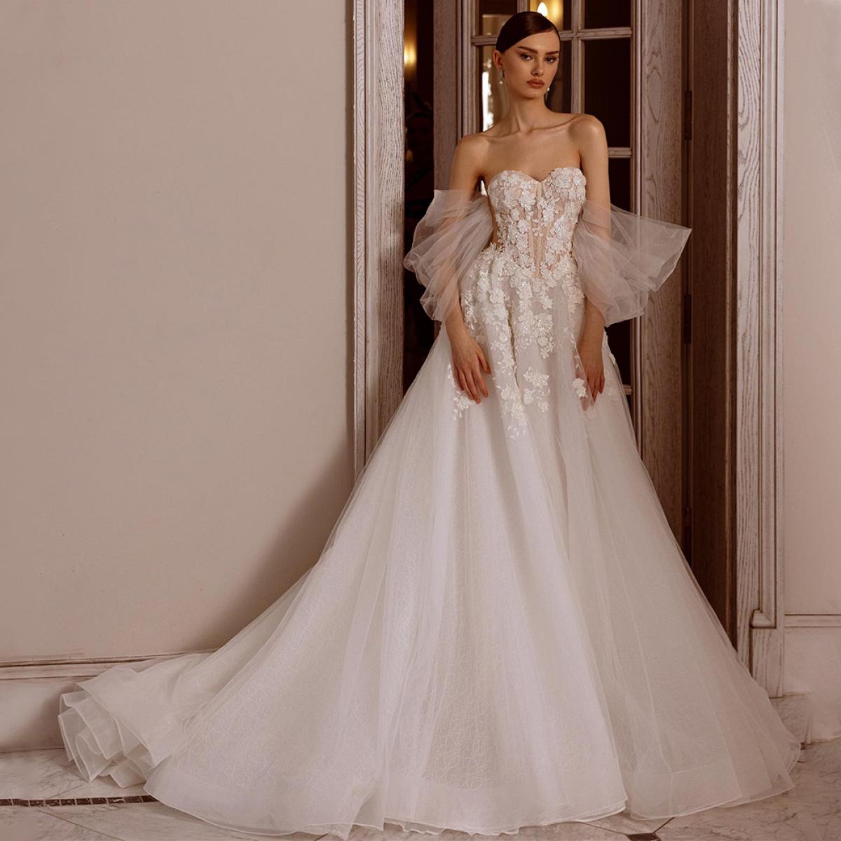 Exquisite Wedding Dresses A-Line Tulle Tiered Bridal Gowns Lace Appliques Off The Shoulder Robes Vintage Vestidos De Novia