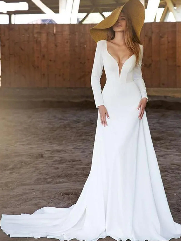 Simple Long Sleeves Wedding Dresses Sexy Deep V Neck Bridal Gown Backless Sweep Train Civil Robe De Mariee Country Marriage