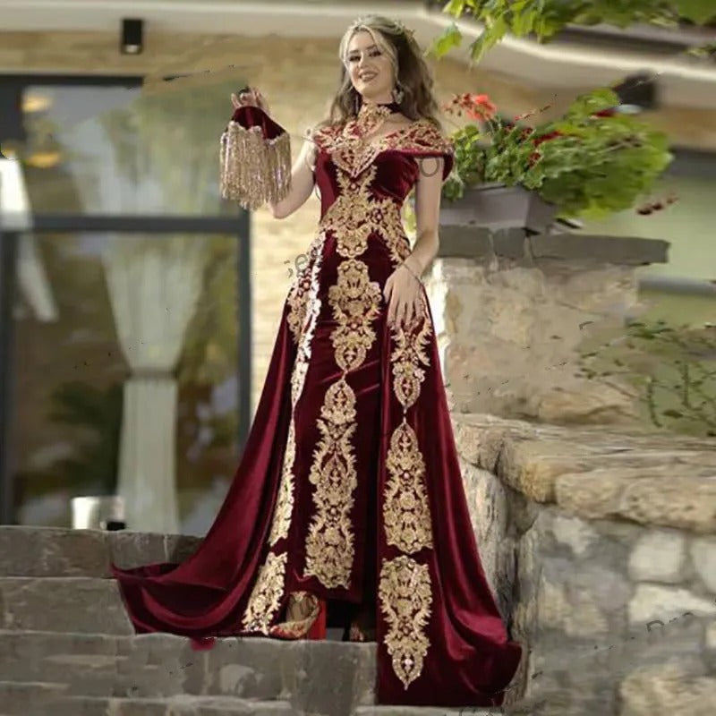 Moroccan Caftan Evening Dress Gold Appliques Lace Outfit Detachable Train Mermaid Velvet Arabic Prom Gowns Party Dress