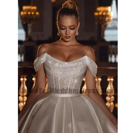 A-Line Sexy Off Shoulder Wedding Dresses Shiny Bohemia Women's Tulle Princess Satin Bridal Gowns Robe De Mariée Vestido فست